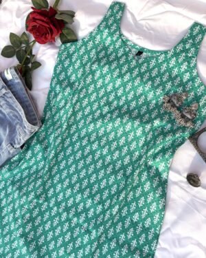 Alia Emerald Green Sleeveless Kurti